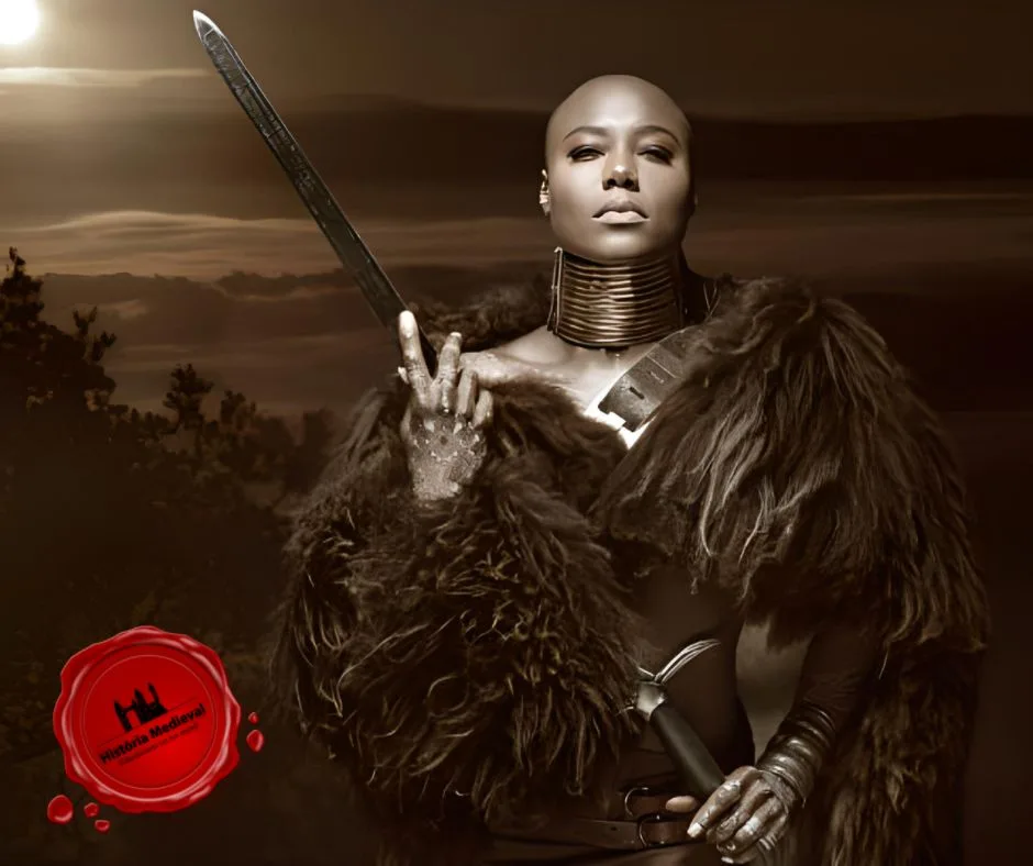 Representação de uma mulher negra segurando uma espada. (licença padrão - istockphoto.)