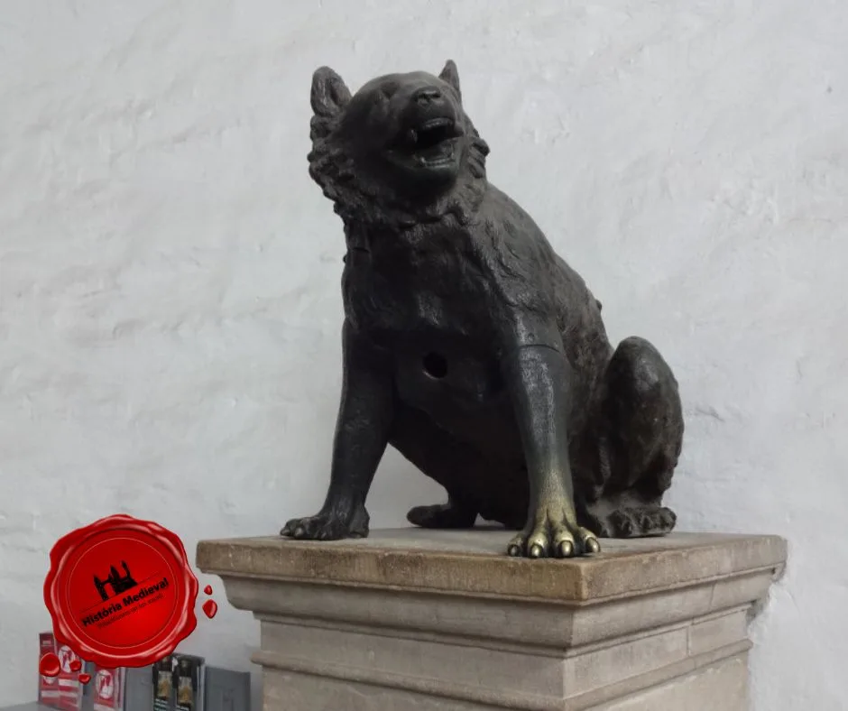 O atual Catedral de Aachen exibe uma estátua de lobo com um buraco no peito na entrada, como uma lembrança da lenda.